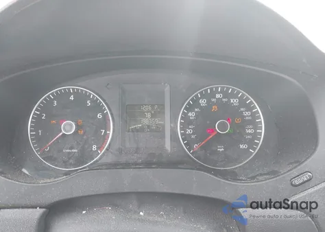 2014 Volkswagen Jetta 1.8T Se z USA, uszkodzony, nr VIN 3VWD17AJ8EM278130